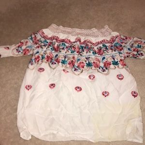 off the shoulder shirt !!